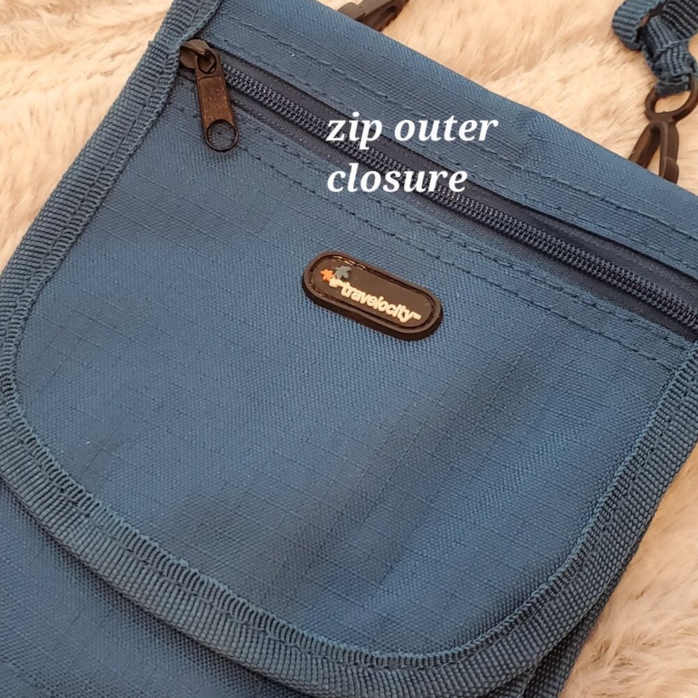 Travelocity Crossbody Blue Travel Wallet - Picture 2 of 7